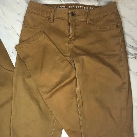 #9 Rio Low Rise Better Booty Jeggings- (Brown) - Picture 2 of 8